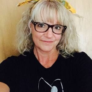 Meet your Posher, Renee